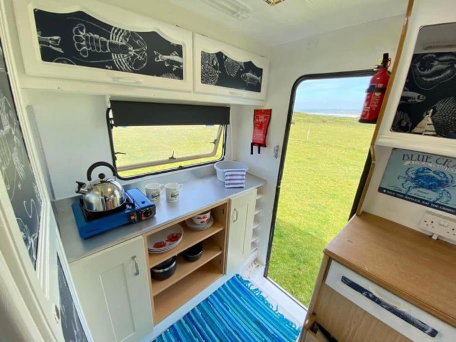 Lily Cosy Campervan With Sea Views & Amazing Sunrises St Ives Esterno foto